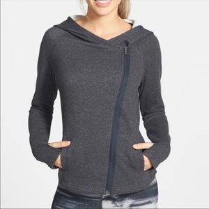 Set of 2 Under Armour Asymmetrical ZIp Hoodies XS